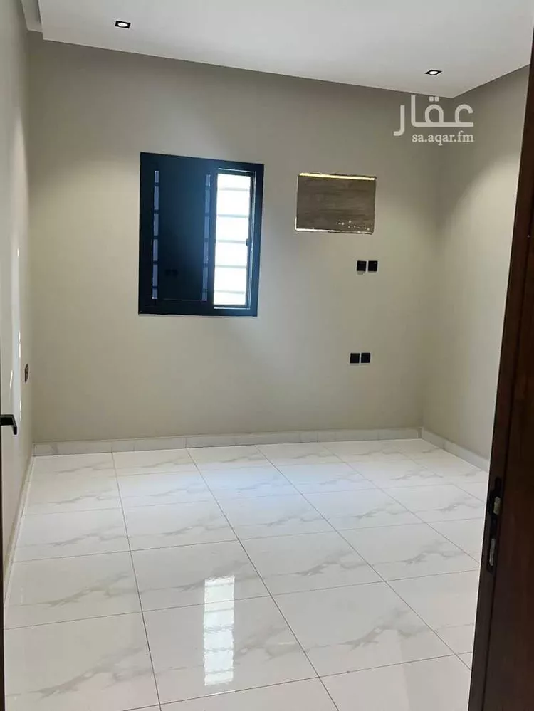 شقة للإيجار في شارع الأمير ناصر بن عبد العزيز ، حي السويس ، جيزان ، منطقة جازان 6