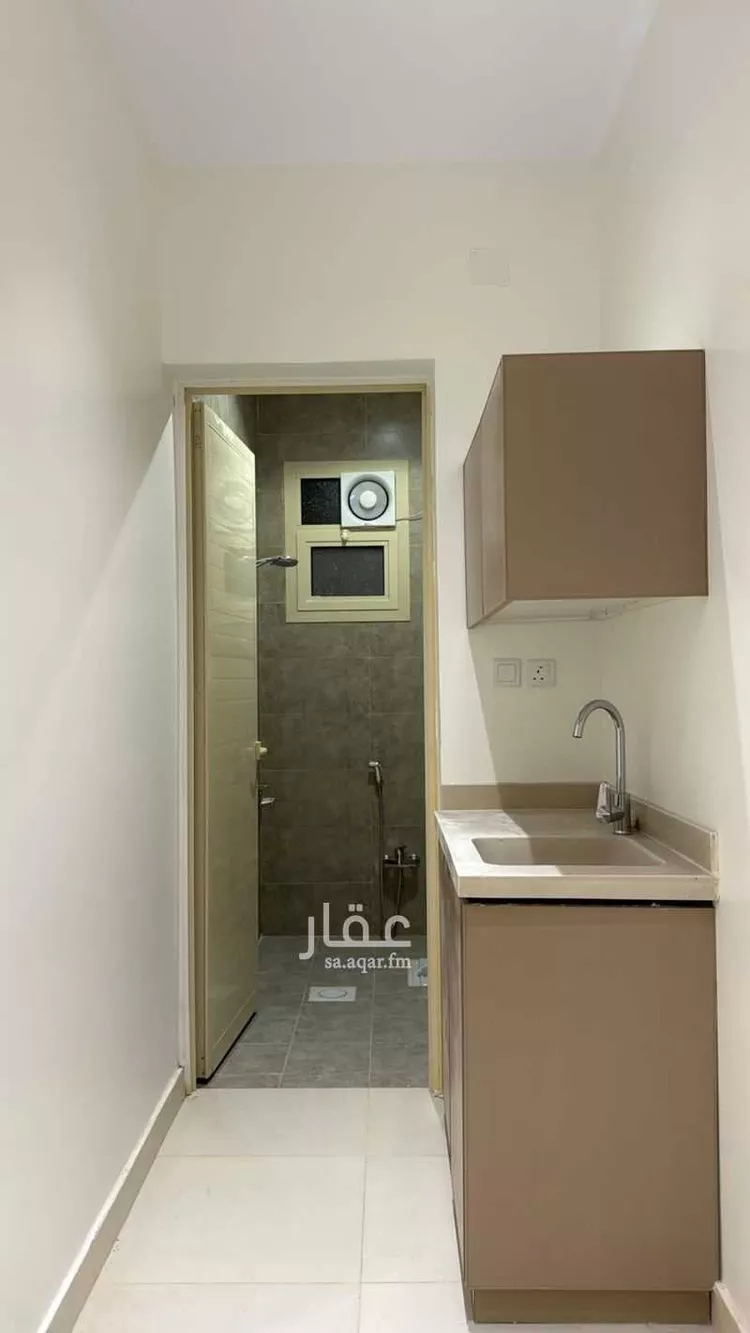 عمارة للإيجار في شارع محمد الجماز, حي مشرف, مدينة الخرج, منطقة الرياض 7