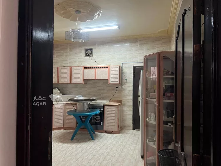 فيلا للبيع في شارع ابن عبدالحق, حي طيبة, مدينة المدينة المنورة, منطقة المدينة المنورة 13