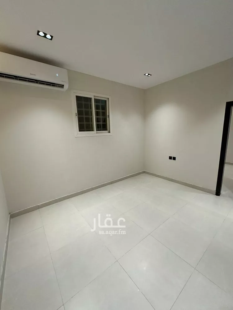شقة للإيجار في شارع عنيزة, حي الريان, مدينة الرياض, منطقة الرياض 6