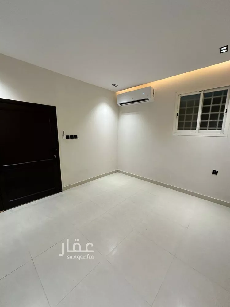 شقة للإيجار في شارع عنيزة, حي الريان, مدينة الرياض, منطقة الرياض 7