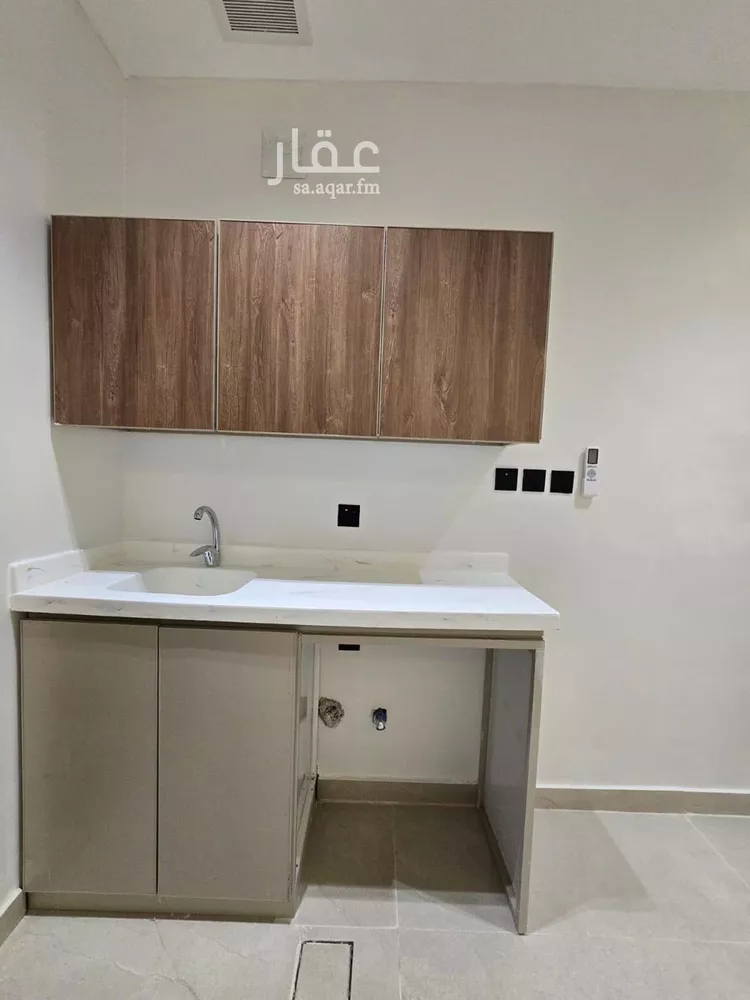 شقة للإيجار في شارع الحياة, حي الحمراء, مدينة الرياض, منطقة الرياض