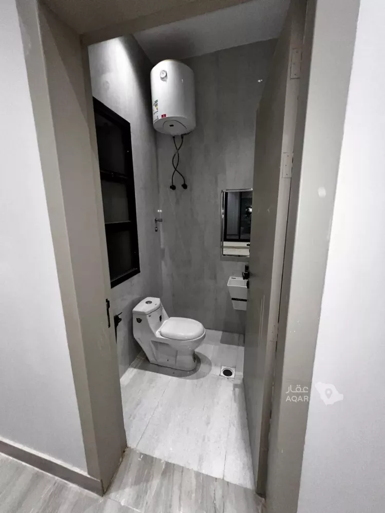 Floor for Rent in Riyadh Badr 17