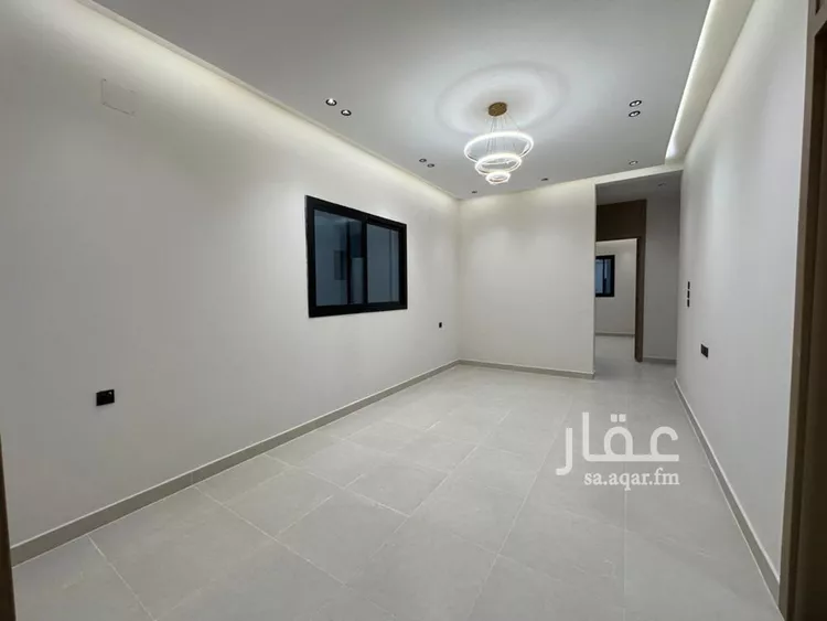 Floor for Sale in Riyadh Dirab 6