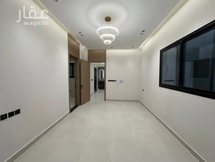 Floor for Sale in Riyadh Dirab 13