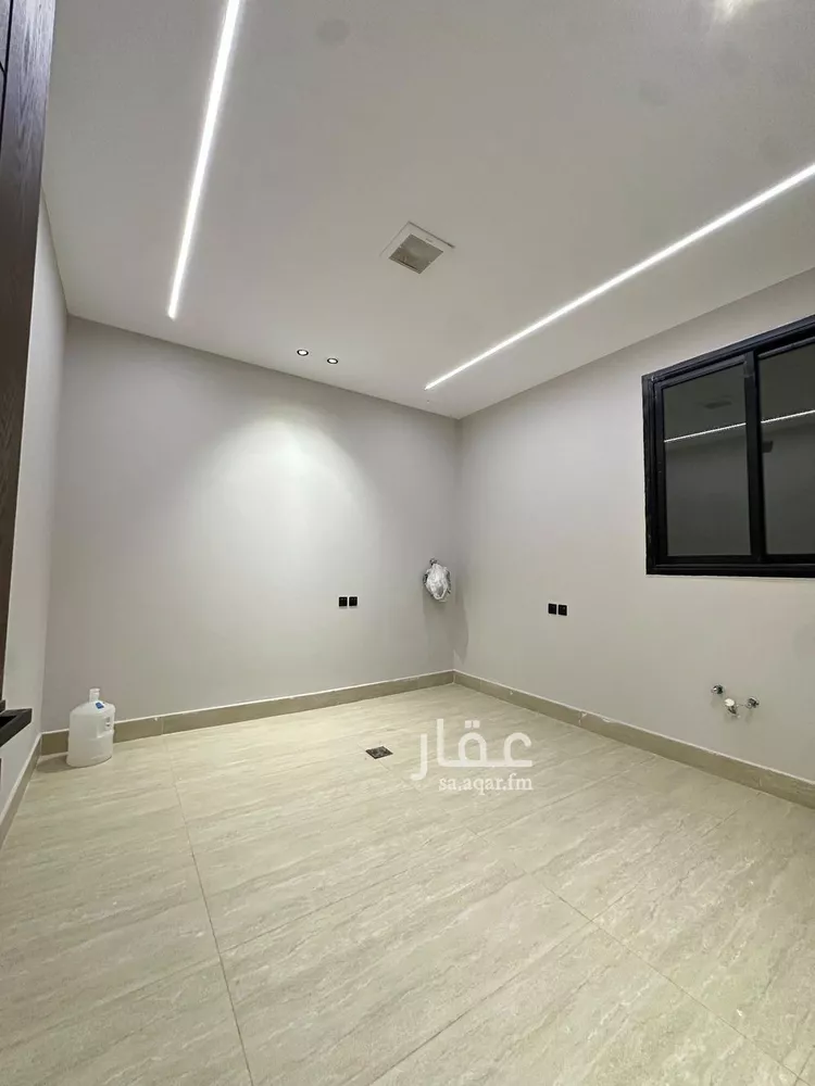 دور للبيع في شارع المرهف القيسي, حي طويق, مدينة الرياض, منطقة الرياض 8