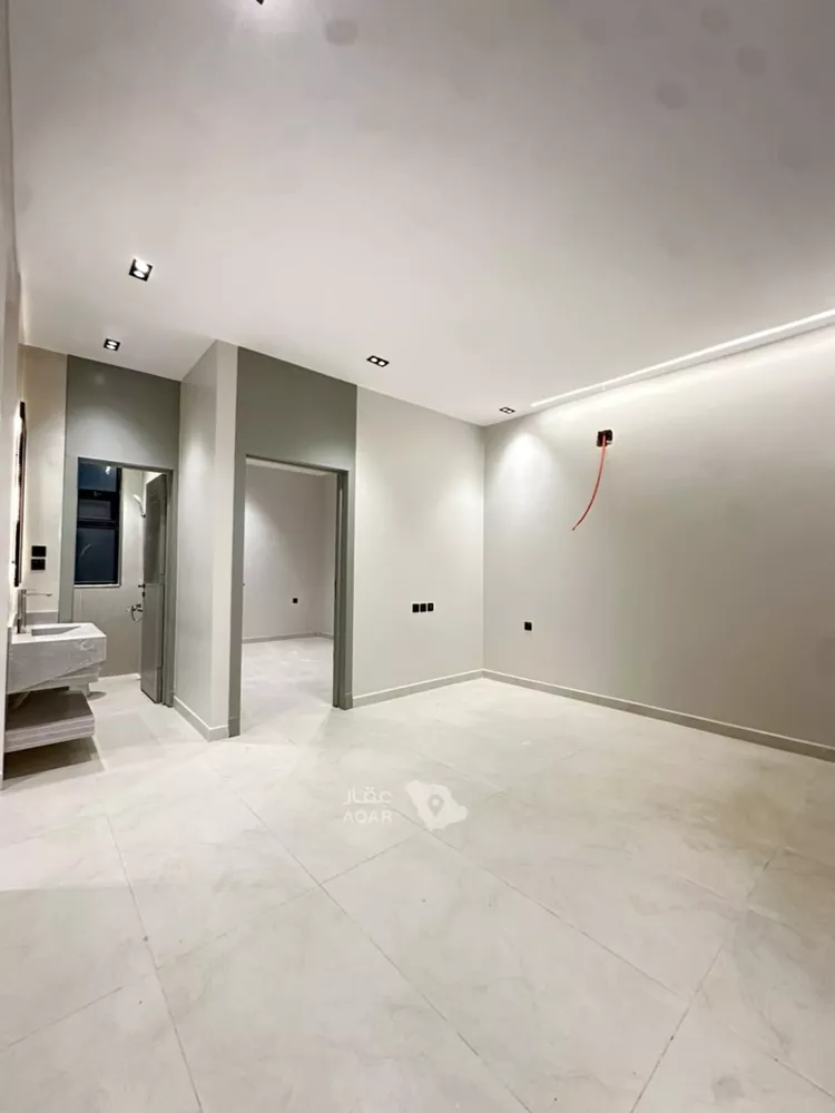 Villa for Sale in Riyadh Tuwaiq 7