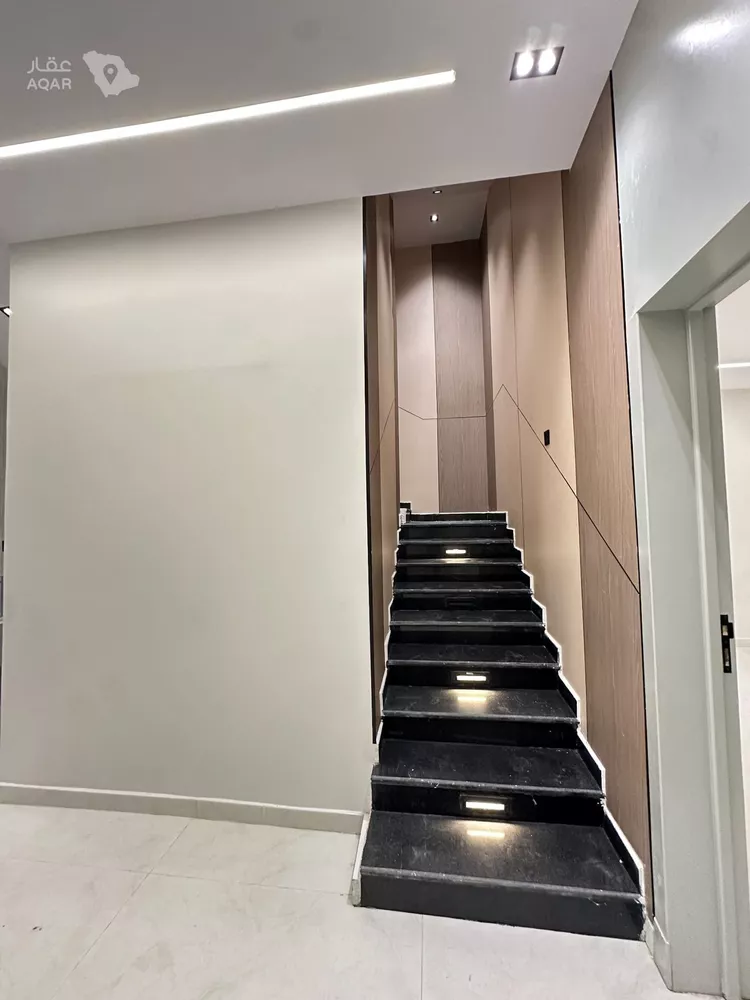 Villa for Sale in Riyadh Tuwaiq 11