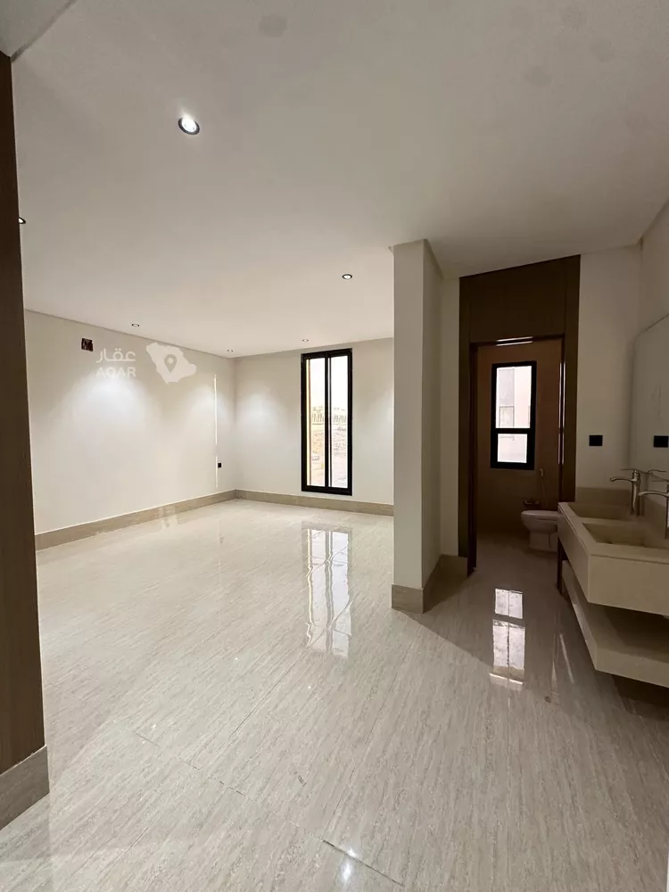 دور للبيع في شارع عبدالله بن نمير, حي طويق, مدينة الرياض, منطقة الرياض 5
