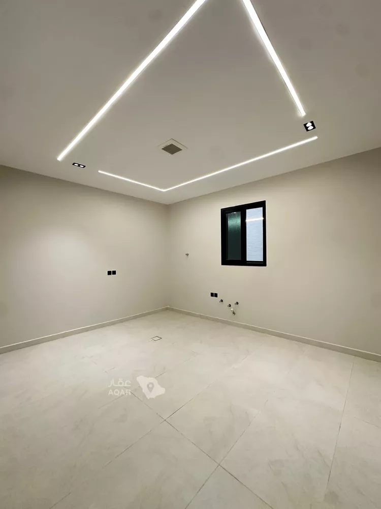 Villa for Sale in Riyadh Tuwaiq 15