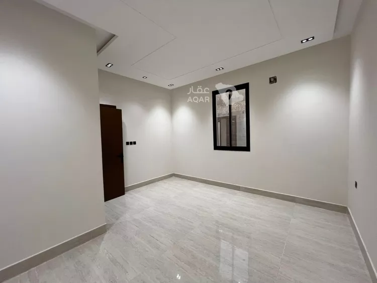 Floor for Sale in Riyadh Tuwaiq 8