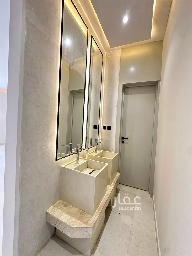 دور للبيع في شارع القاضي أبي يعلى, حي طويق, مدينة الرياض, منطقة الرياض 7