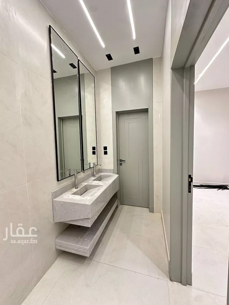 فيلا للبيع في شارع صخر, حي طويق, مدينة الرياض, منطقة الرياض صورة 5