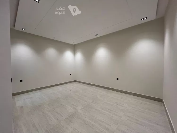Floor for Sale in Riyadh Tuwaiq 8