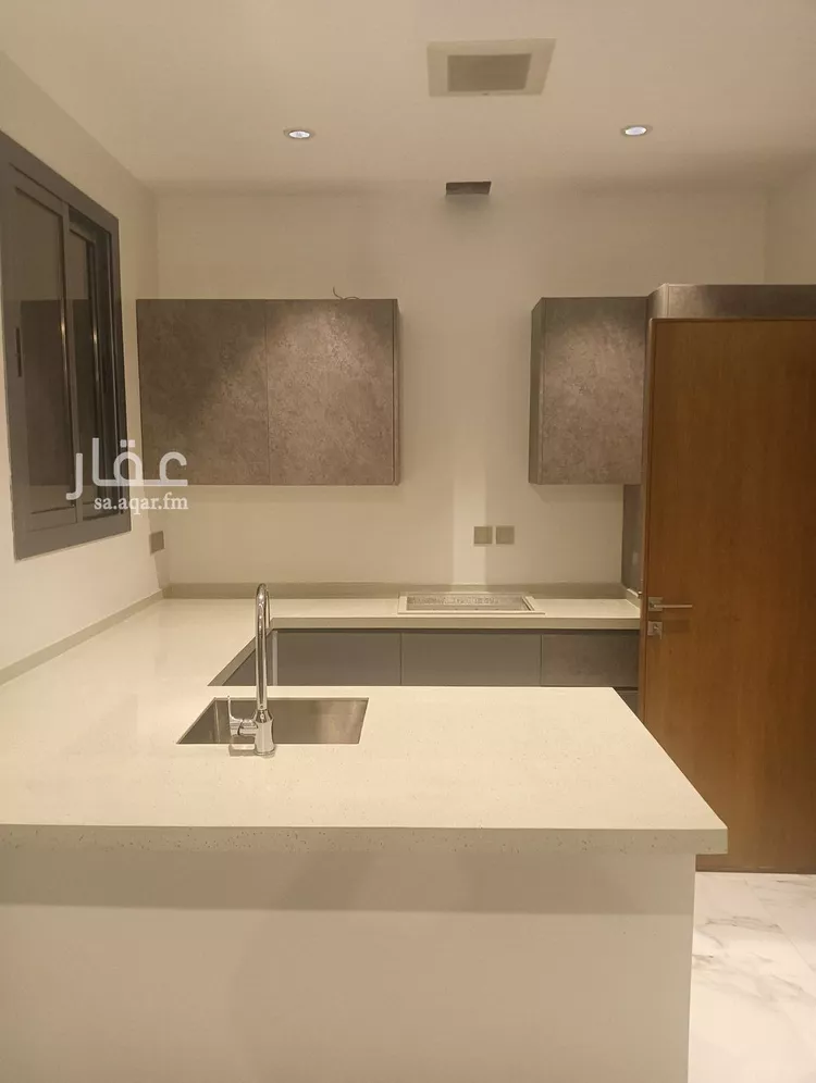Apartment for Rent in Jeddah Al Faisaliah 7
