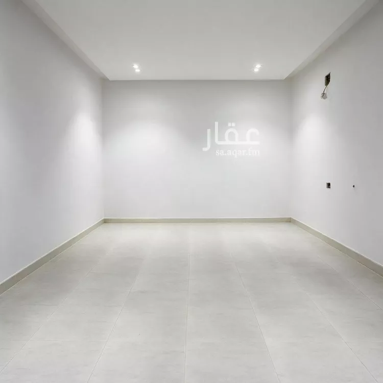 دور للبيع في شارع العزم, حي بدر, مدينة الرياض, منطقة الرياض صورة 5