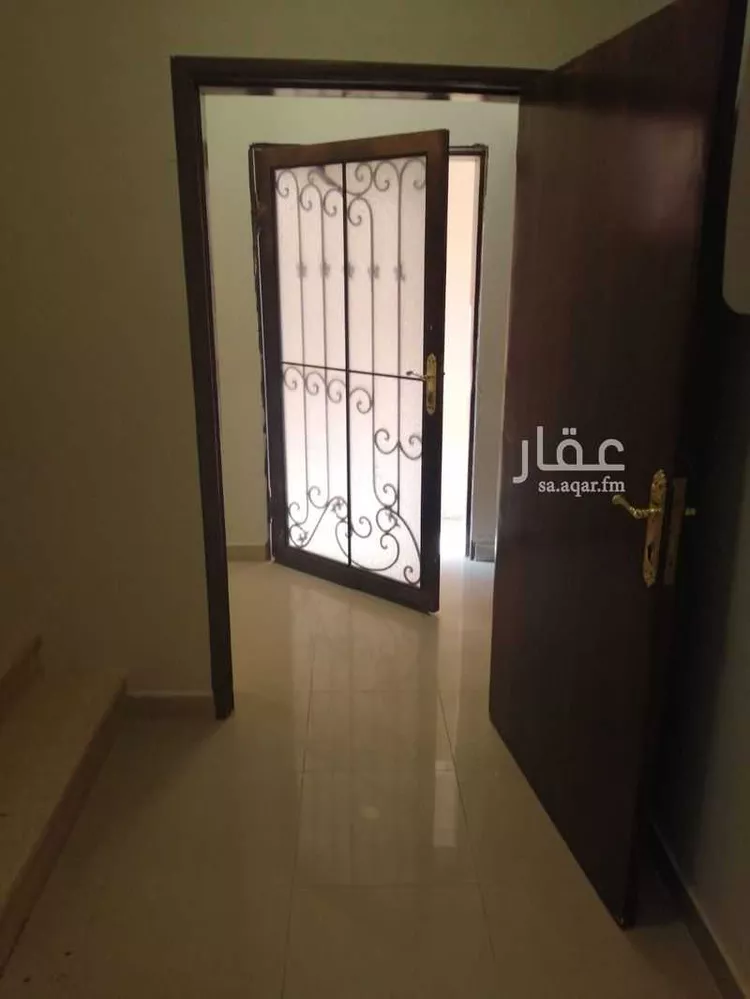 فيلا للبيع في طريق الملك خالد ، حي النازية ، بريدة ، بريدة 14