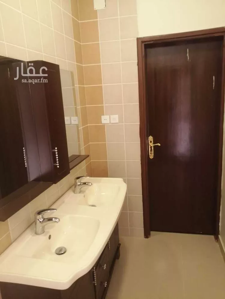 فيلا للبيع في طريق الملك خالد ، حي النازية ، بريدة ، بريدة 11