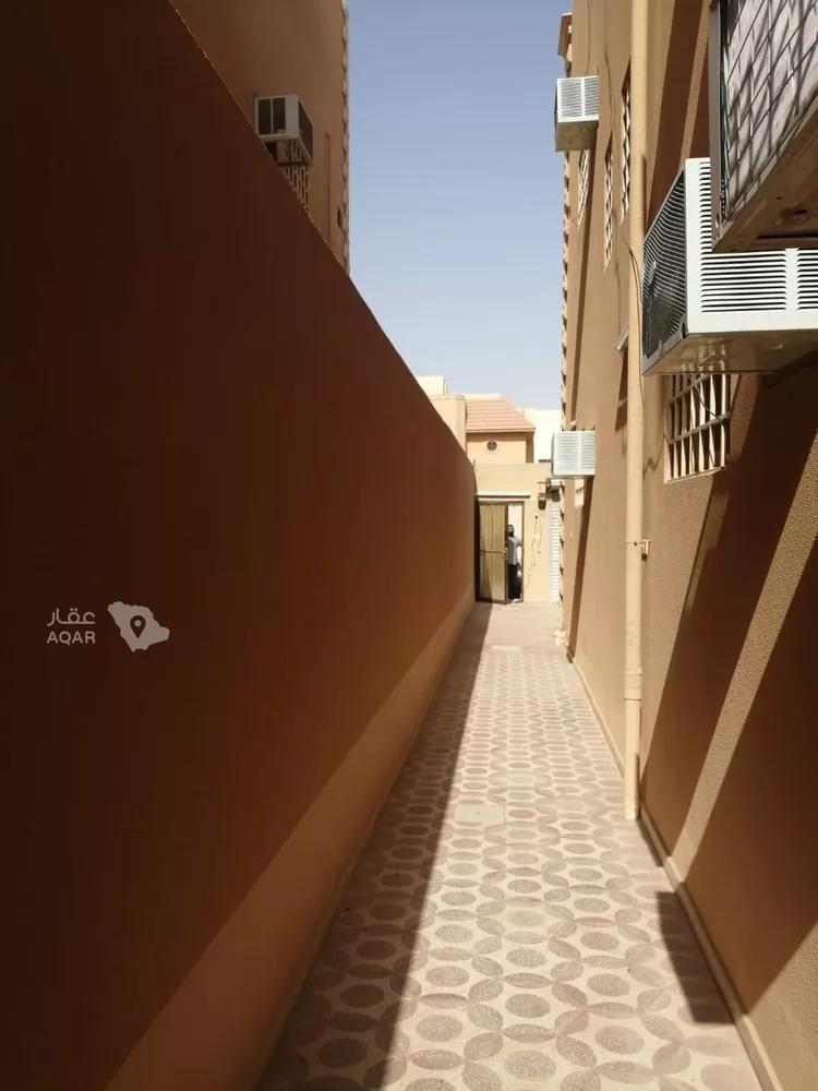فيلا للبيع في شارع عاتق البلادي ، حي الربوة ، بريدة ، بريدة 11