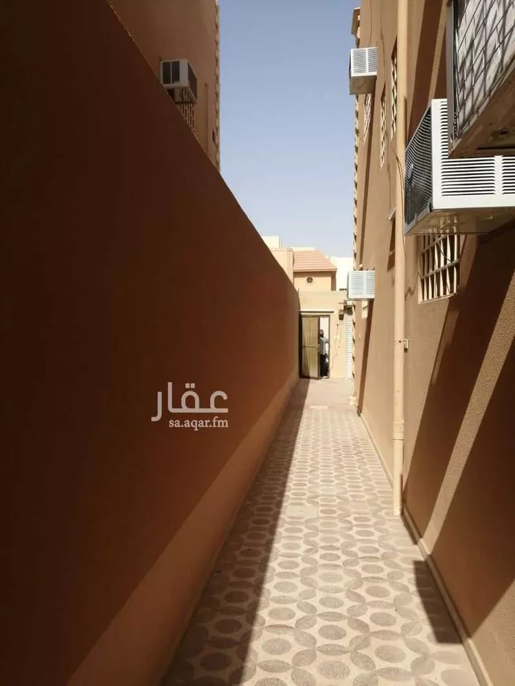 فيلا للبيع في طريق الملك خالد ، حي النازية ، بريدة ، بريدة 8