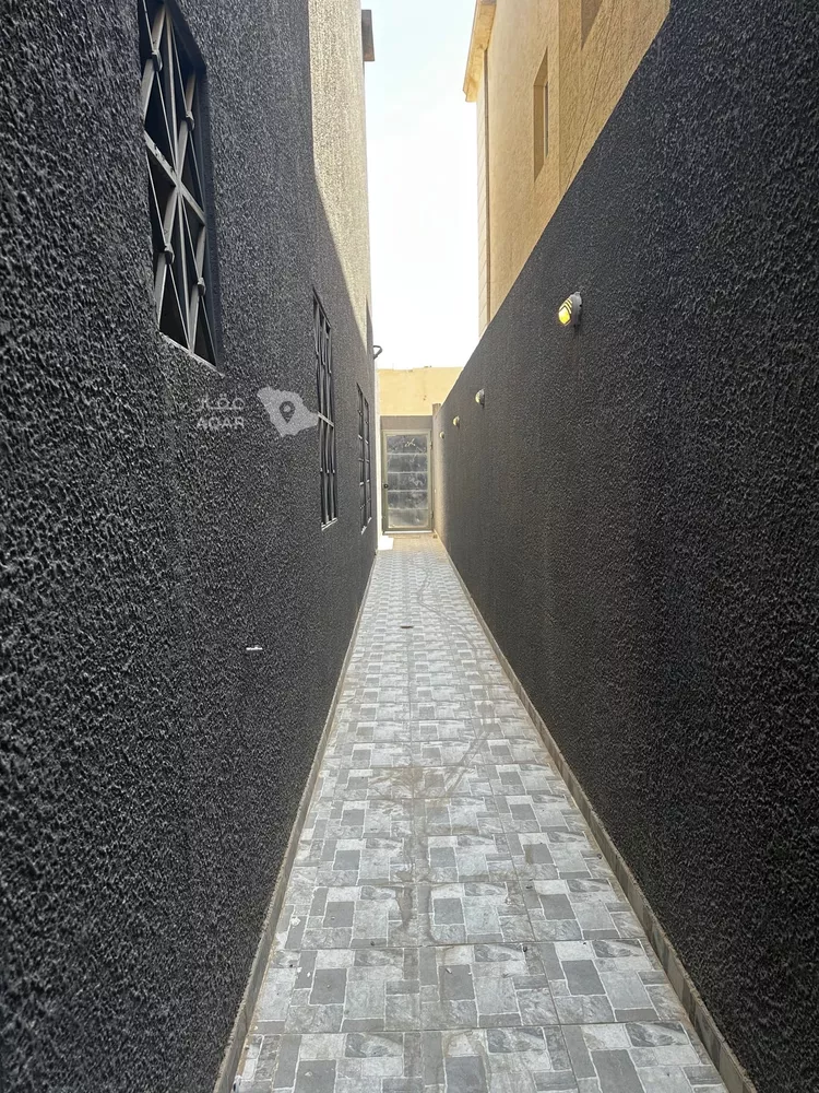 Villa for Rent in Riyadh Al Arid 10