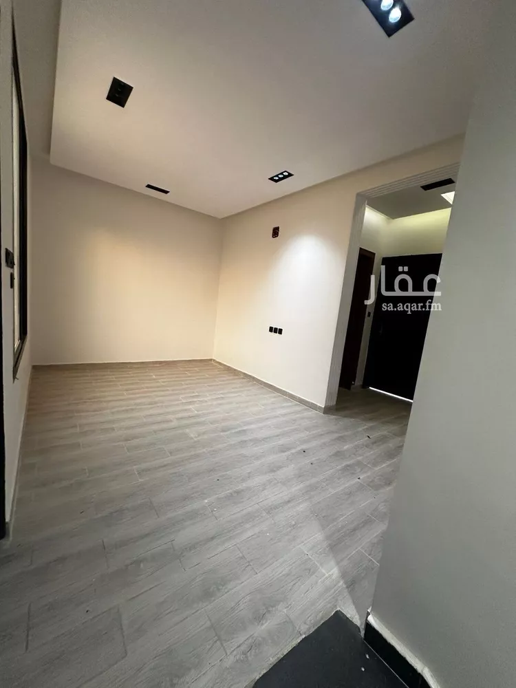 فيلا للإيجار في شارع جمال الدين أبي السعود ظهيرة, حي الرمال, مدينة الرياض, منطقة الرياض 12