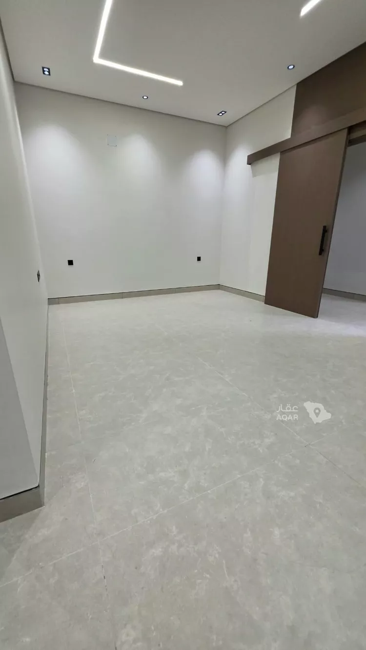 فيلا للبيع في شارع يعقوب بن عمرو, حي الرمال, مدينة الرياض, منطقة الرياض 2