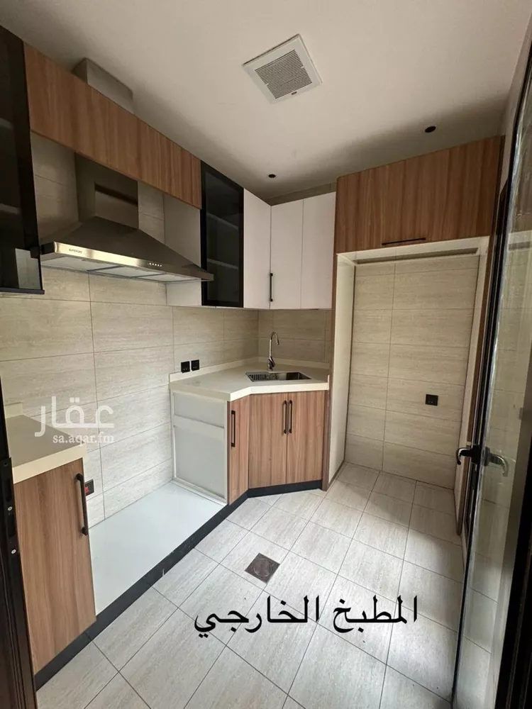 فيلا للإيجار في شارع مسلم بن عبيدالله, حي العارض, مدينة الرياض, منطقة الرياض 8