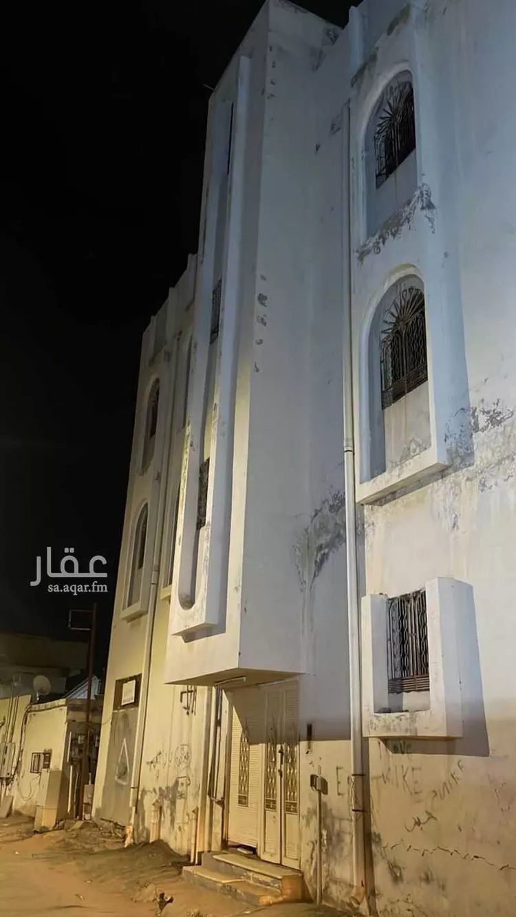 Building for Sale in Baish ALKHALIDIYA DIST