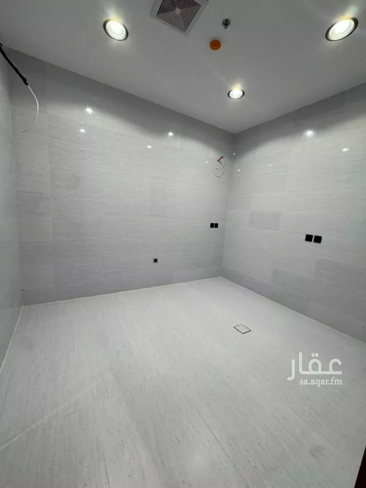 شقة للبيع في شارع النعيرية, حي الحمراء, مدينة الخبر, المنطقة الشرقية 6