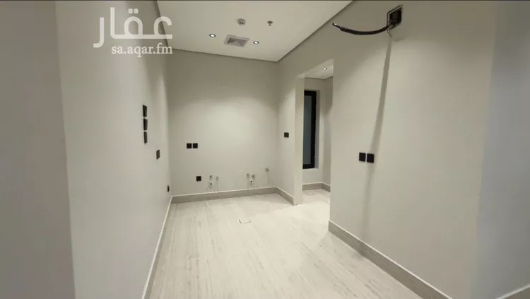 شقة للبيع في شارع القيصومة, حي الحمراء, مدينة الخبر, المنطقة الشرقية صورة 3