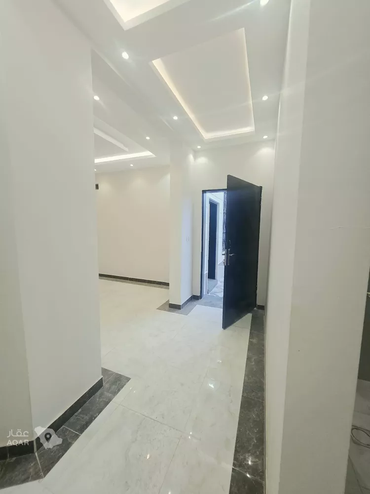 فيلا للبيع في شارع عمر مكرم, حي الرمال, مدينة الرياض, منطقة الرياض 23