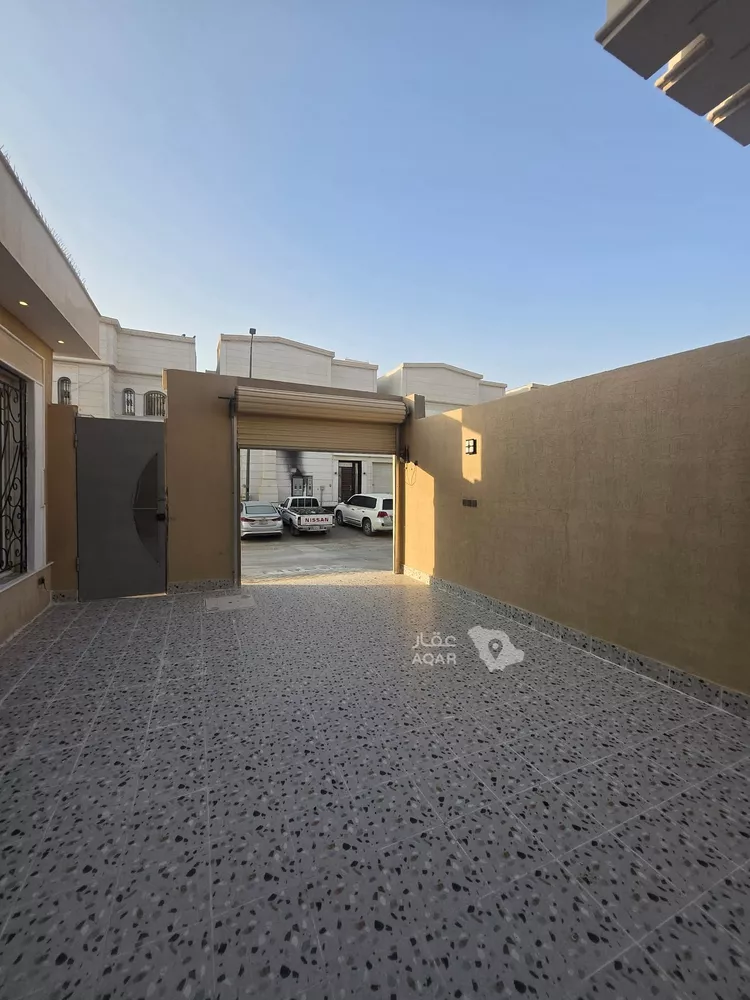 فيلا للإيجار في شارع عبدالعزيز العبادي, حي الرمال, مدينة الرياض, منطقة الرياض 18