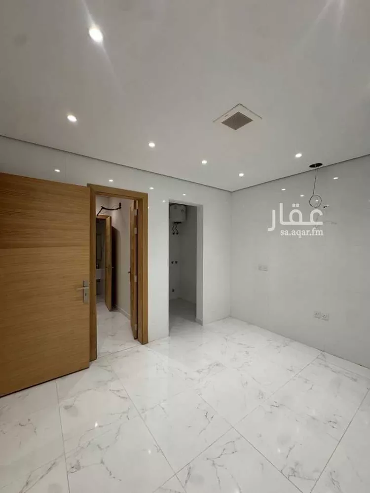 دور للبيع في شارع ميمونة بنت الحارث, حي ظهرة البديعة, مدينة الرياض, منطقة الرياض صورة 2