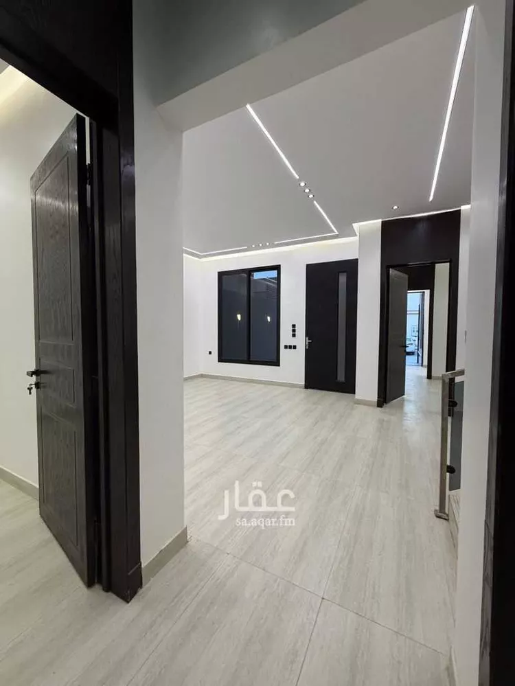 فيلا للبيع في شارع حمزة بن عبدالمطلب, حي العريجاء الغربي, مدينة الرياض, منطقة الرياض صورة 4