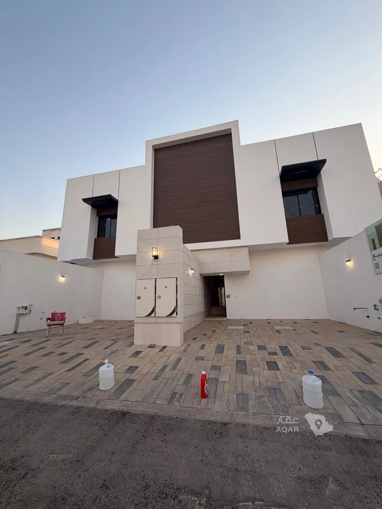 دور للبيع في شارع ميمونة بنت الحارث, حي ظهرة البديعة, مدينة الرياض, منطقة الرياض