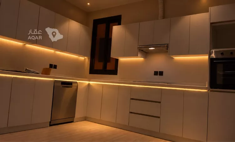 Floor for Rent in Riyadh Al Arid 6