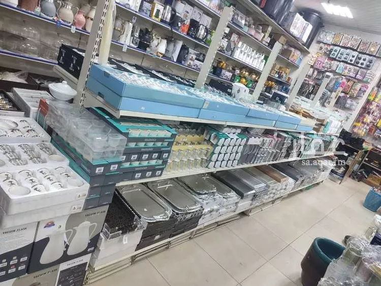 محل للإيجار في شارع محمد بن الأحمر ، حي الندوة ، الرياض ، منطقة الرياض صورة 3
