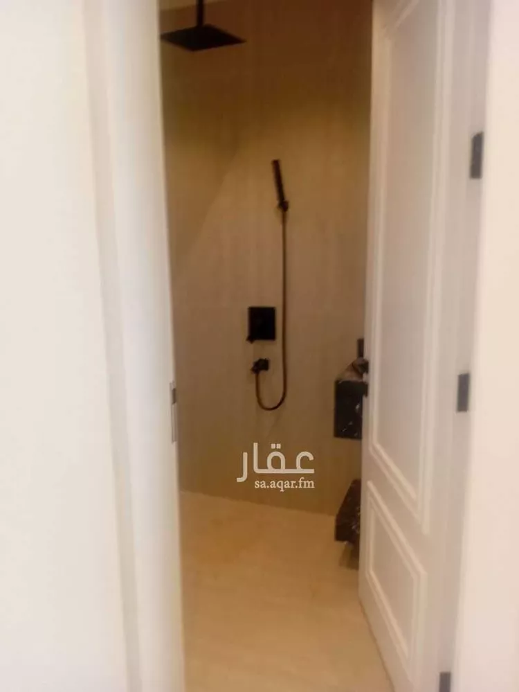 شقة للبيع في شارع يوسف بن سويلم ، حي الخليج ، الرياض ، منطقة الرياض 18