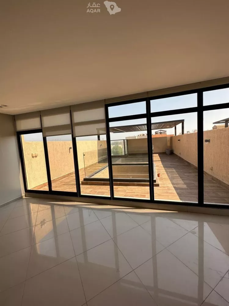 Villa for Sale in Al Khobar At Tahliyah 28