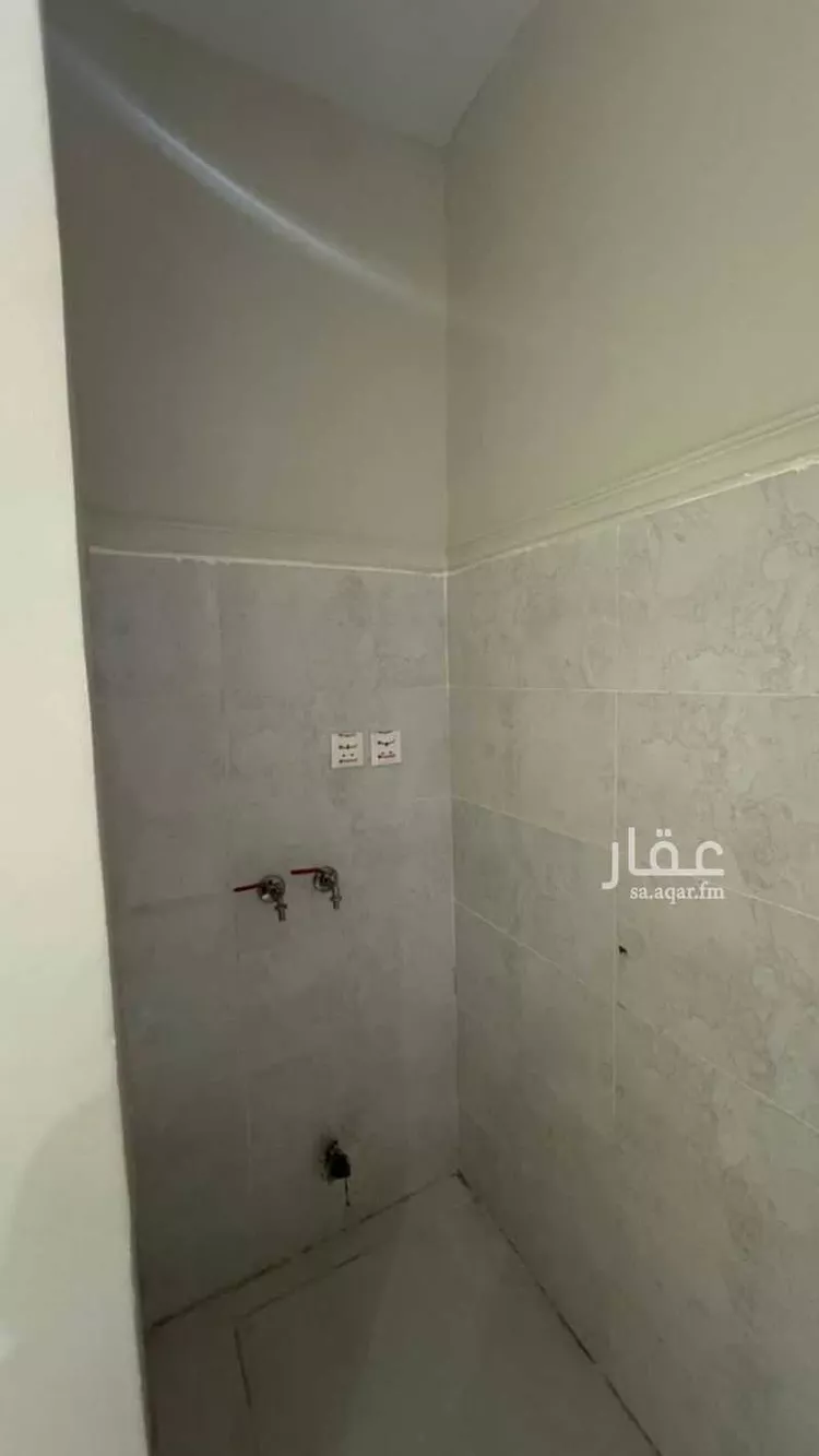 شقة للإيجار في شارع أبو محمد بن نعمه, حي الصواري, مدينة جدة, منطقة مكة المكرمة 6
