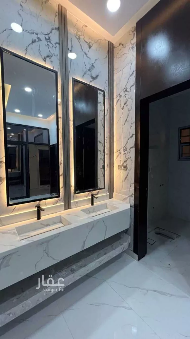 دور للبيع في حي الجنادرية, مدينة الرياض, منطقة الرياض 7