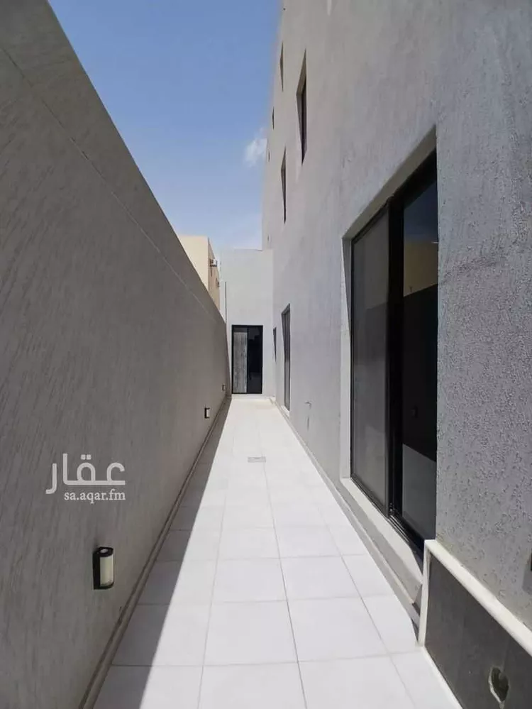 Villa for Sale in Riyadh Al Janadriyah 17