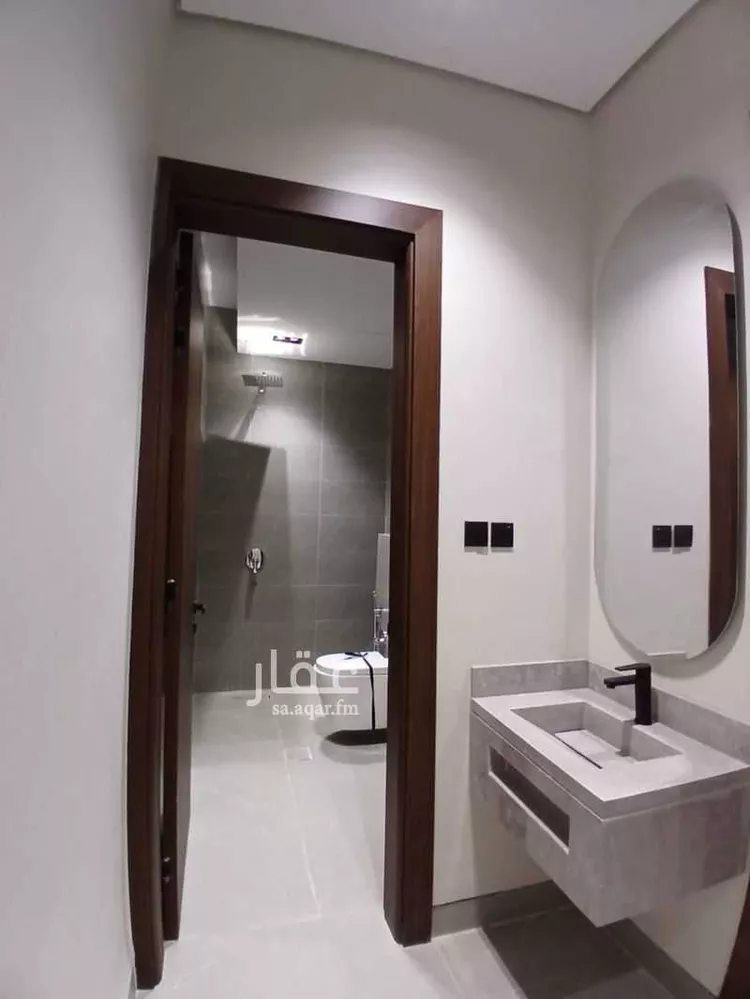 دور للبيع في شارع العينين, حي إشبيلية, مدينة الرياض, منطقة الرياض صورة 2