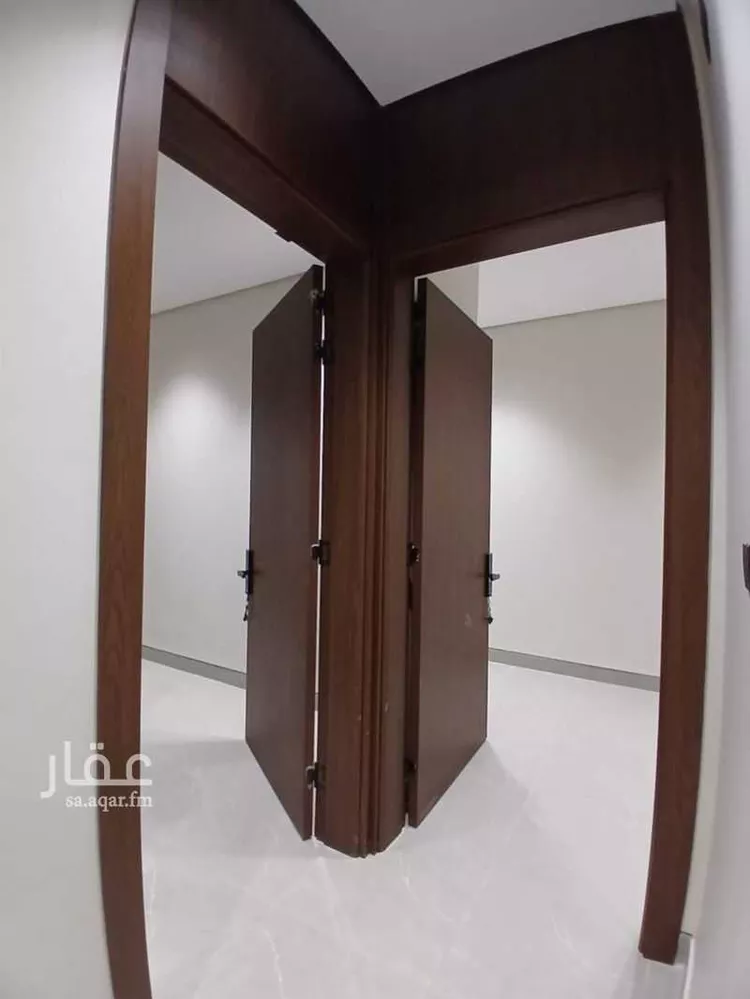 دور للبيع في شارع العينين, حي إشبيلية, مدينة الرياض, منطقة الرياض 13