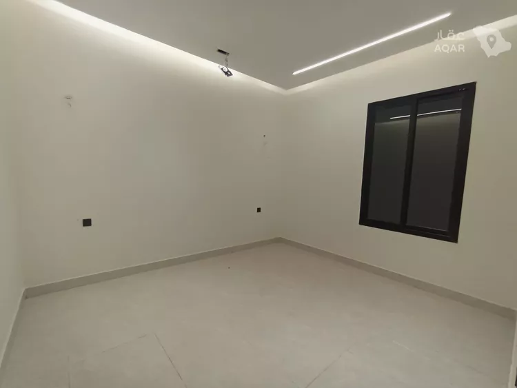 Floor for Sale in Riyadh Al Janadriyah