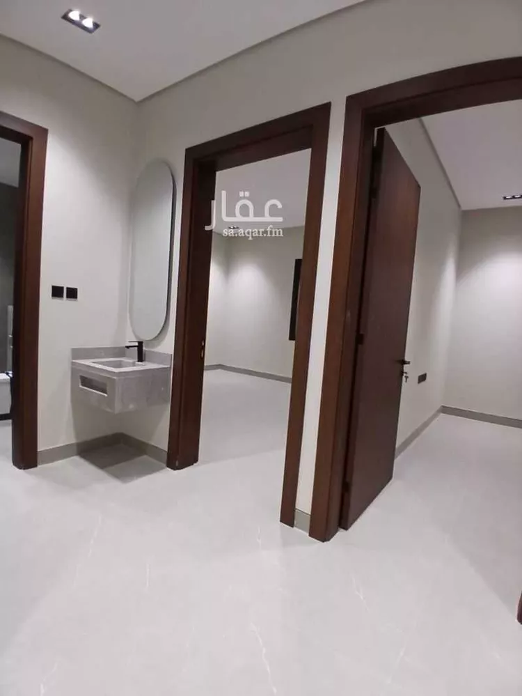 دور للبيع في شارع العينين, حي إشبيلية, مدينة الرياض, منطقة الرياض 11
