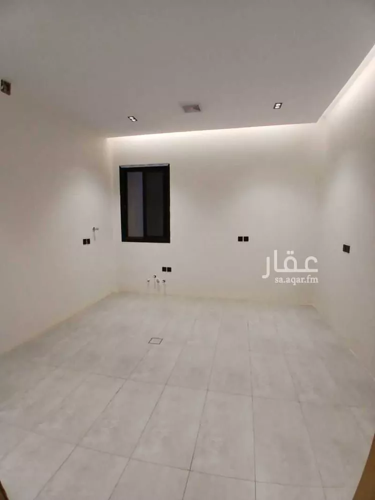 Villa for Sale in Riyadh Al Janadriyah 12