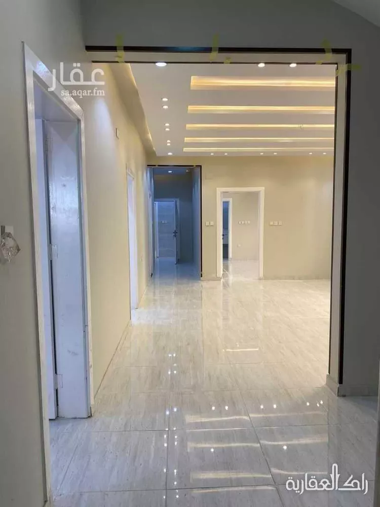 فيلا للبيع في شارع سرية الطرف, حي الأخضر, مدينة تبوك, منطقة تبوك 10