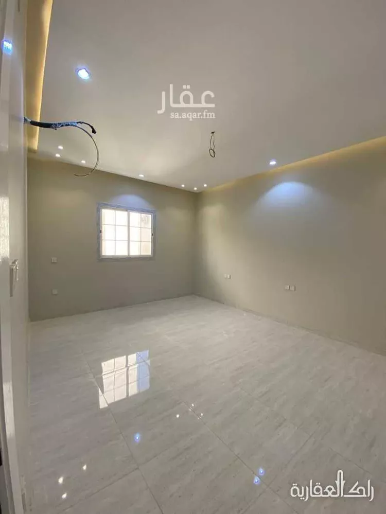 فيلا للبيع في شارع سرية الطرف, حي الأخضر, مدينة تبوك, منطقة تبوك 6